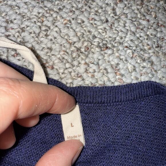 Soft Surroundings Embellished Star Blue V Neck Sweater Womens Size L 4th July - Picture 4 of 9